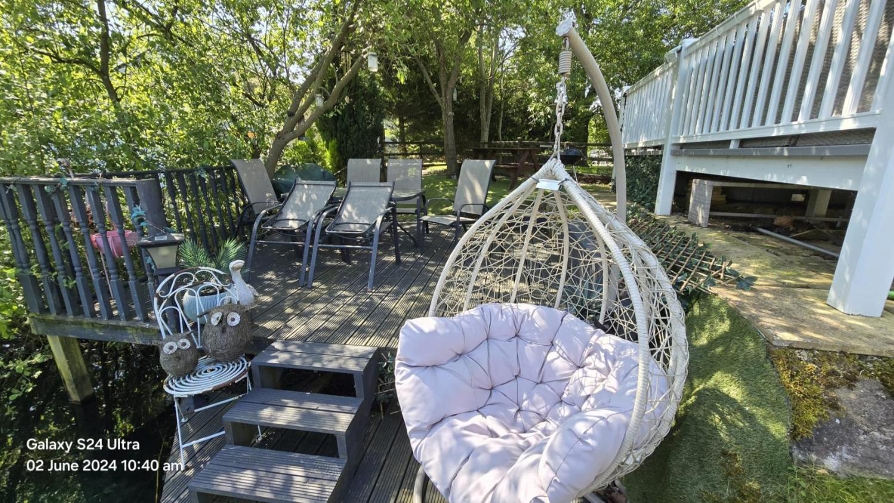 Luxury Lakeside Caravan With Hottub And Private Fishing Peg, Tattershall Lakes 외부 사진